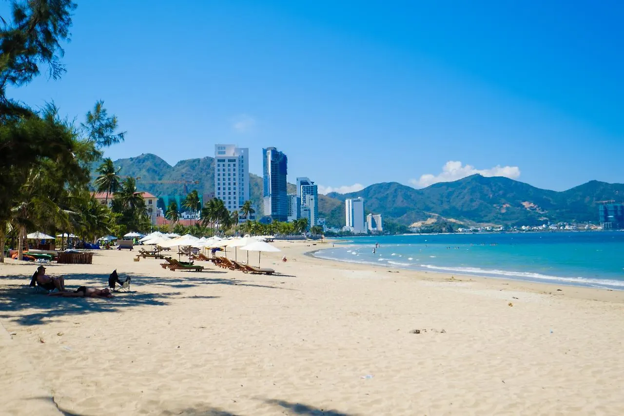 Sunrise Hon Chong Ocean View Apartment Nha Trang