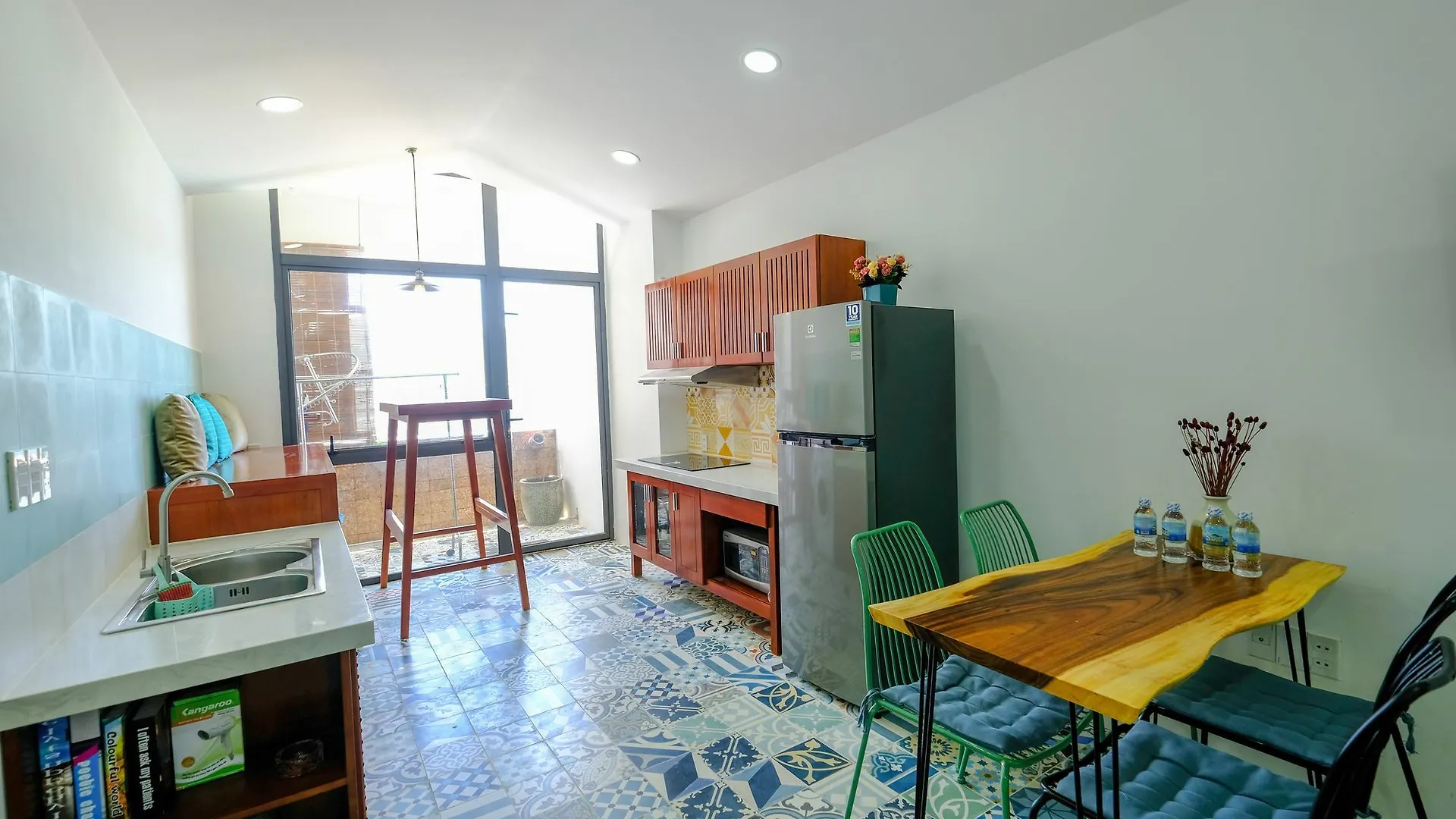 Sunrise Hon Chong Ocean View Apartment Nha Trang Vietnam